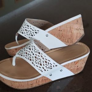 Kenneth Cole Sandals